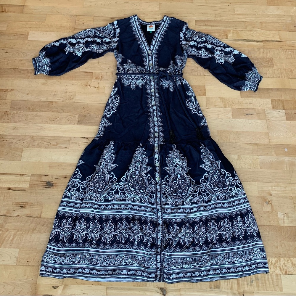 Farm Rio Maxi Dress NWOT